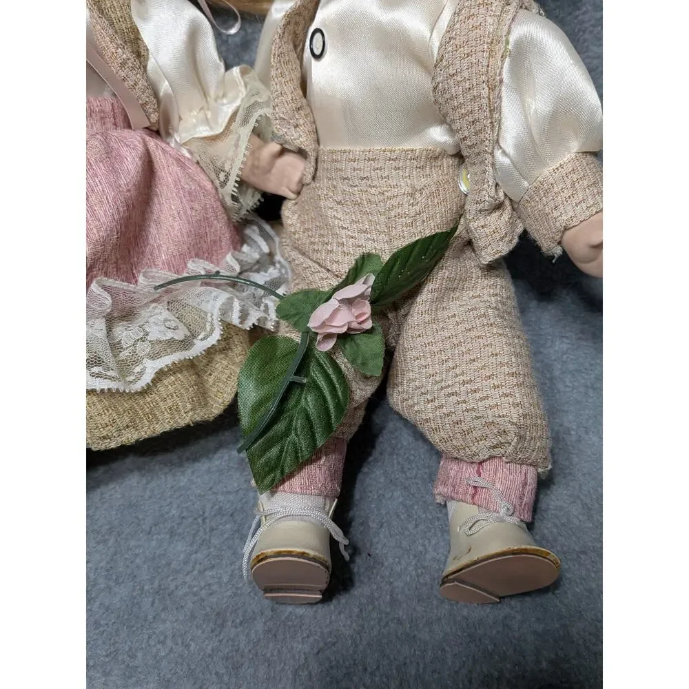 GOLDENVALE Porcelain Kissing Doll Couple Hanging Swing 1 3000 Limited READ